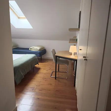 Bedrooms In Lisbon's Bairro Alto In Shared Ubytování v soukromí Lisboa