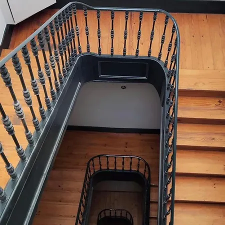 Rum i privatbostad Bedrooms In Lisbon's Bairro Alto In Shared